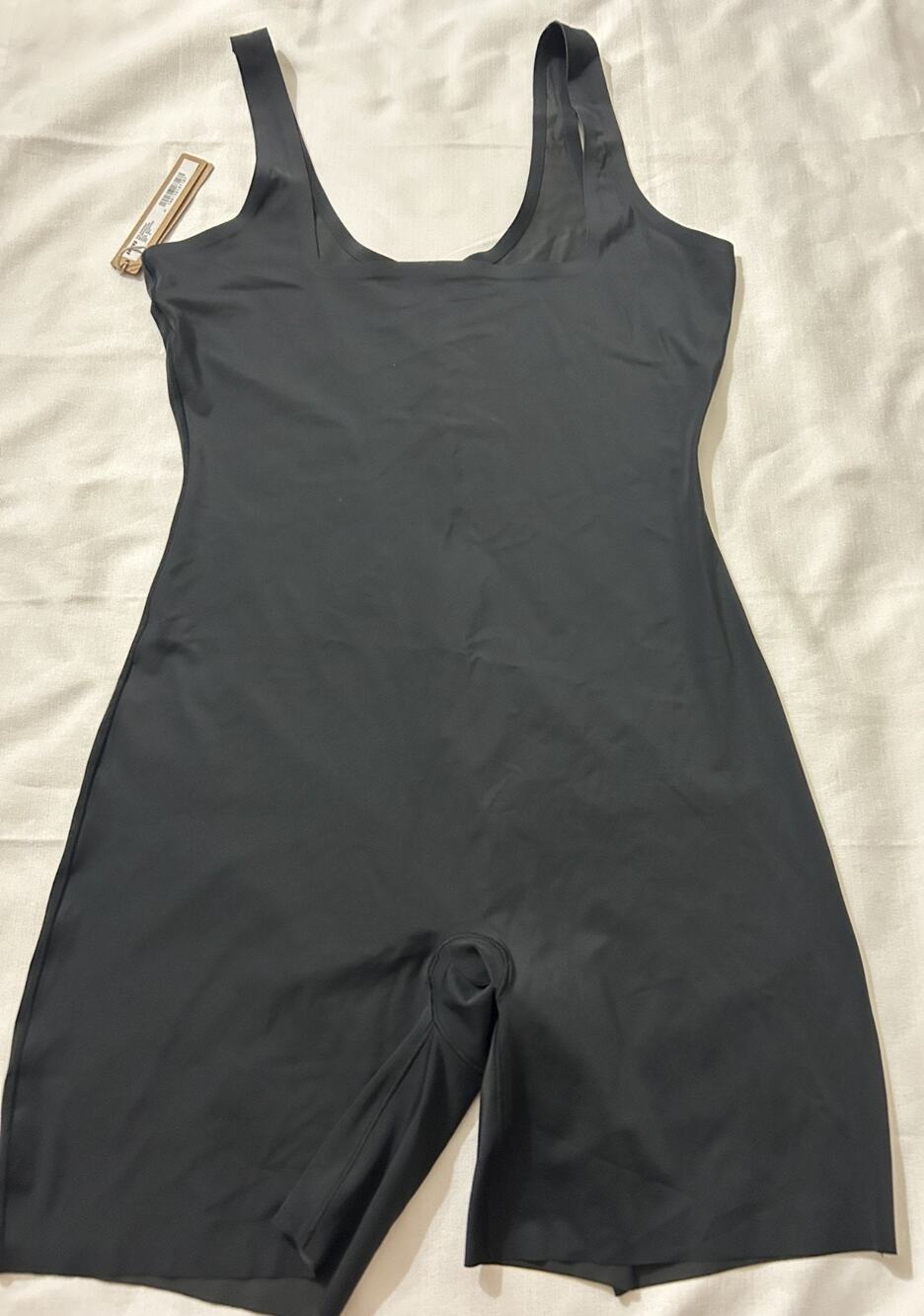 Skims NWT Cool Shapewear Mid Thigh Bodysuit Black Size Medium